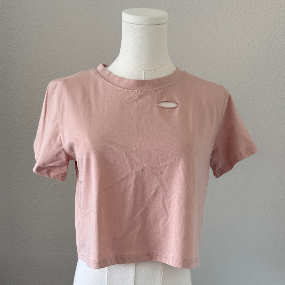 AMAZON TOP WITH HOLES - SIZE S - PINK - NEVER WORN - EXCELLENT CONDITION